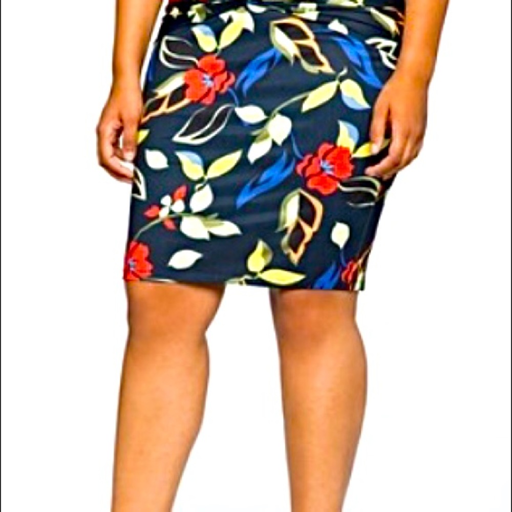 Twist Front Pencil Skirt